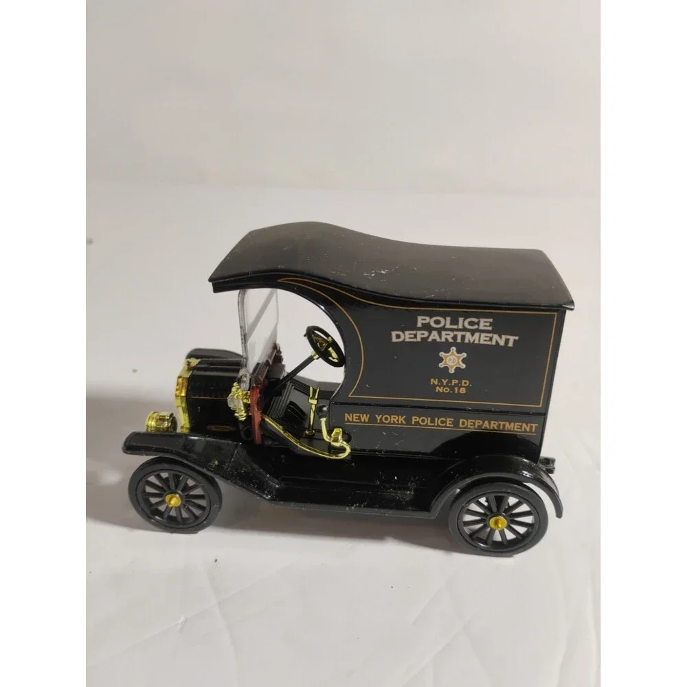 Ford Model T New York Police Department Paddy Wagon 1:24